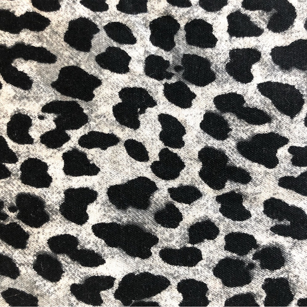 EUC WHBM Animal Print Skinny Pant Size 6R - Picture 4 of 4